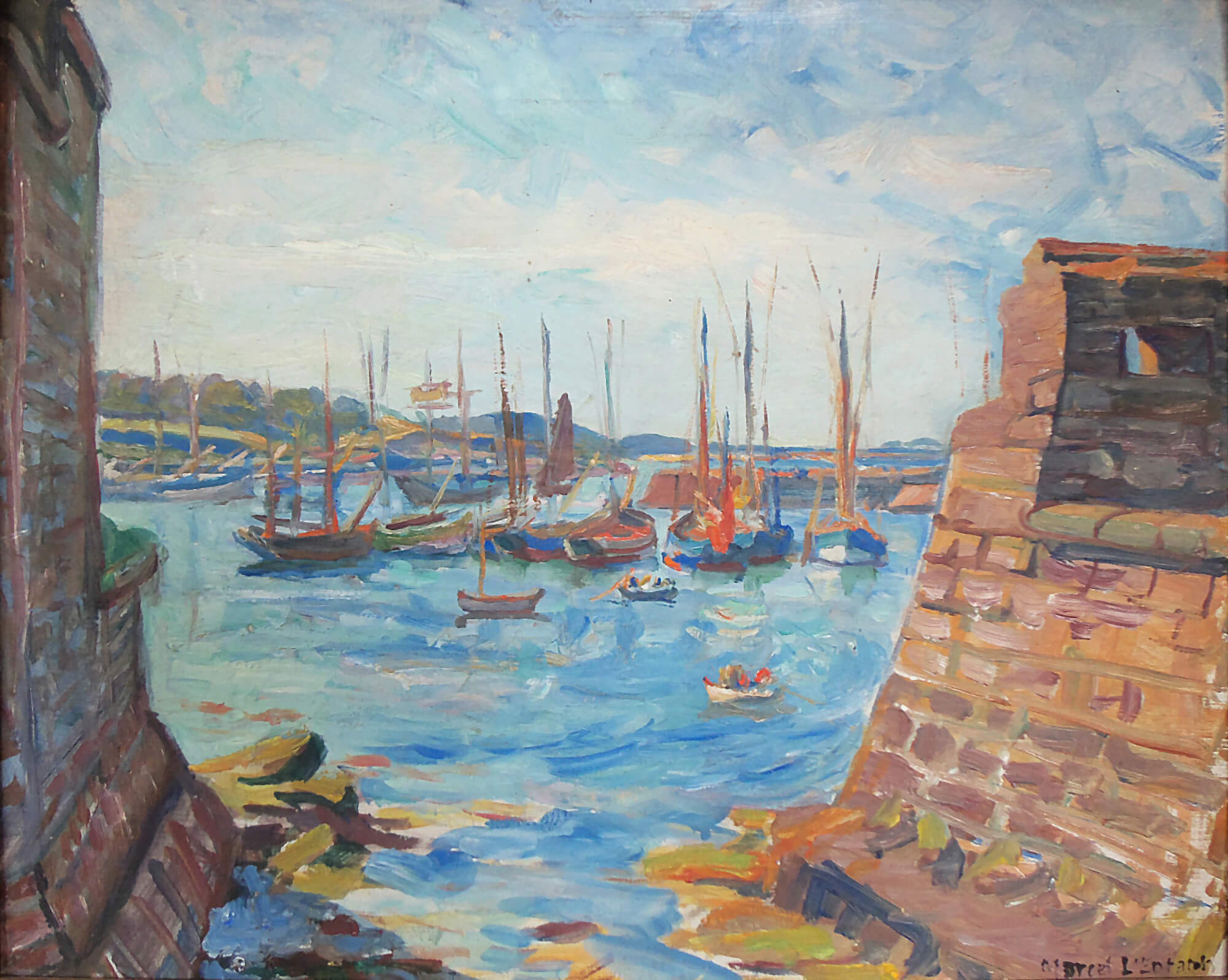Cette huile sur panneau représente l'entrée du Port de Concarneau en 1929, vue du Pont-Levis de la Ville Close.